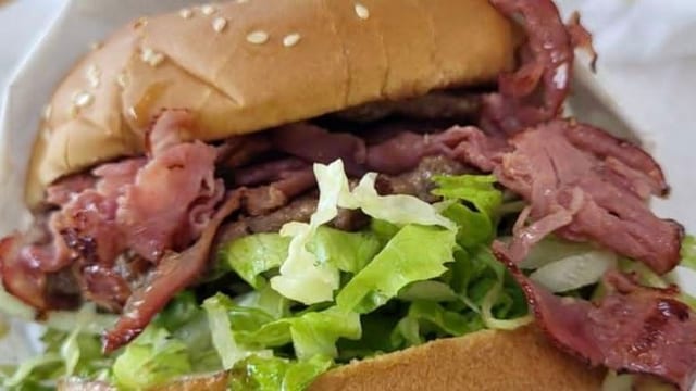 Pastrami Burger.